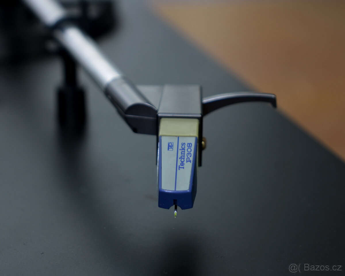 Gramofon Technics. - 8