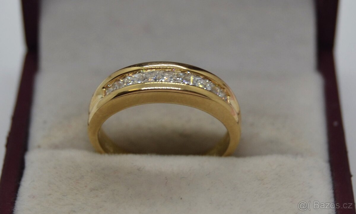 Zlatý prsten osázený brilianty celkem 0.45 ct - 8