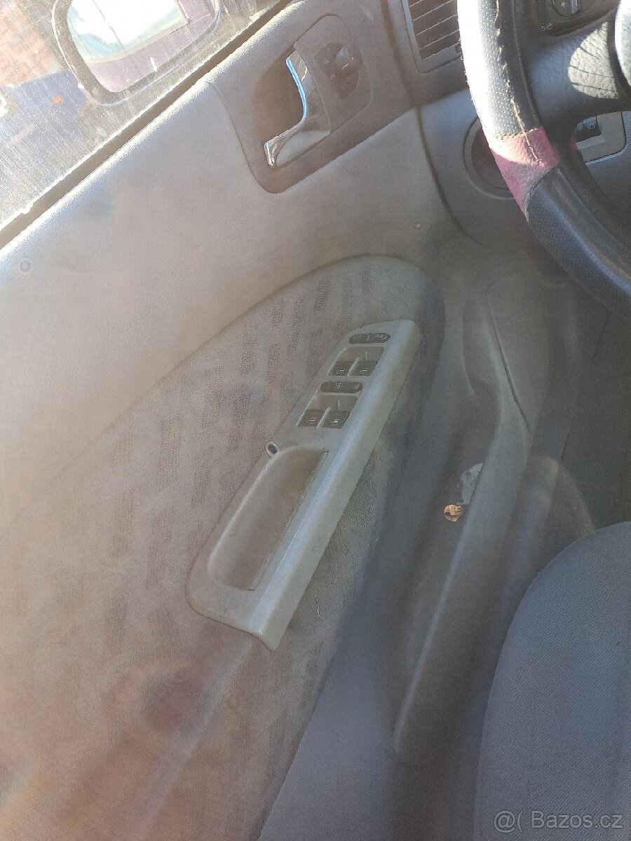 Díly z Octavia I - 8