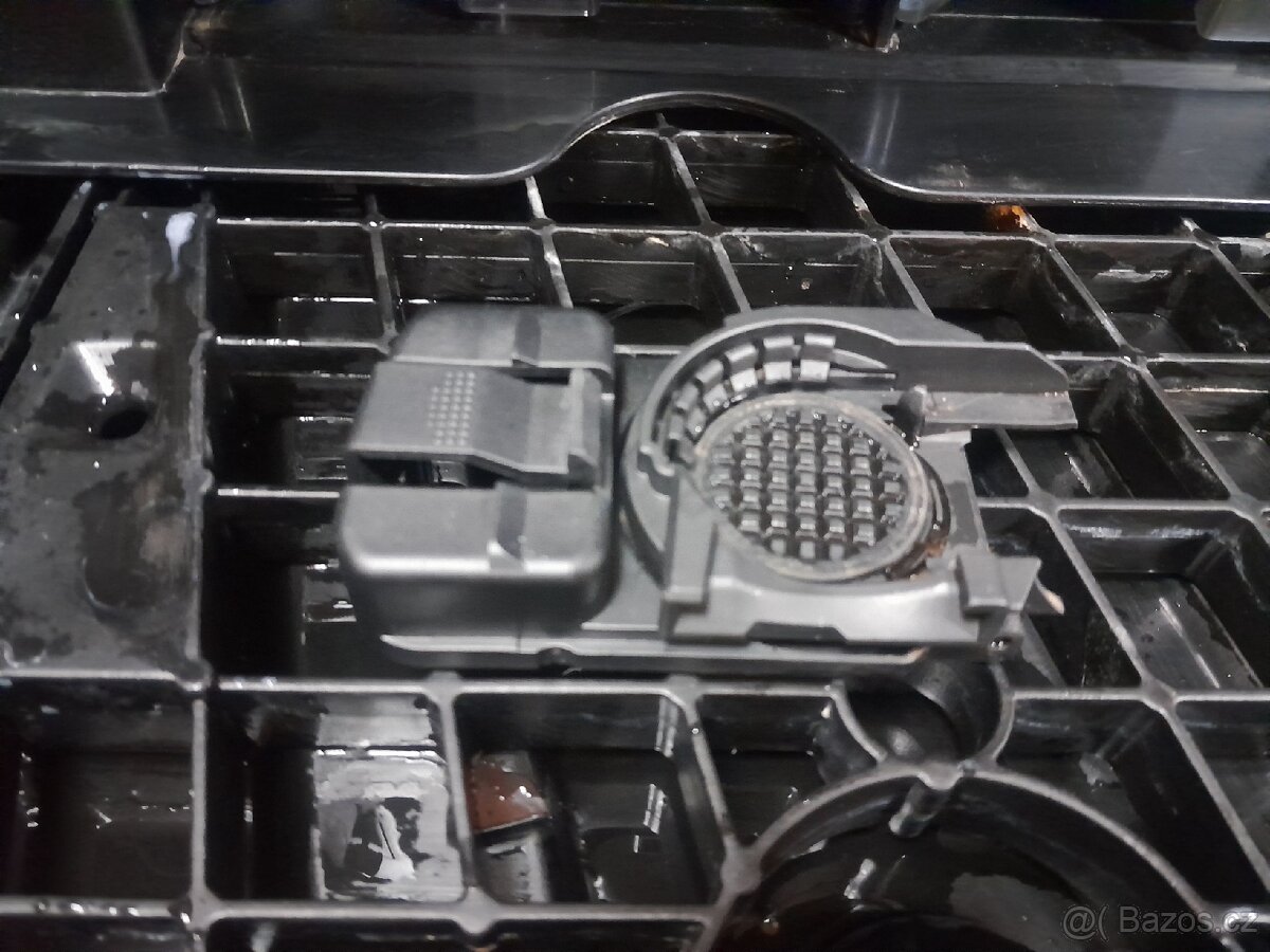 Kávovar Miele CVA-3650 Nespresso - 8