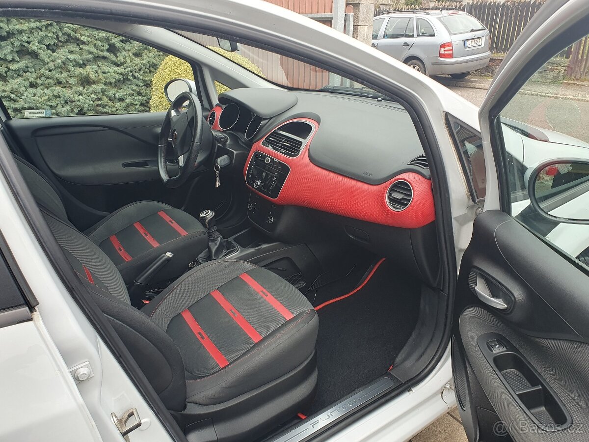 FIAT PUNTO EVO 1,2 - 8