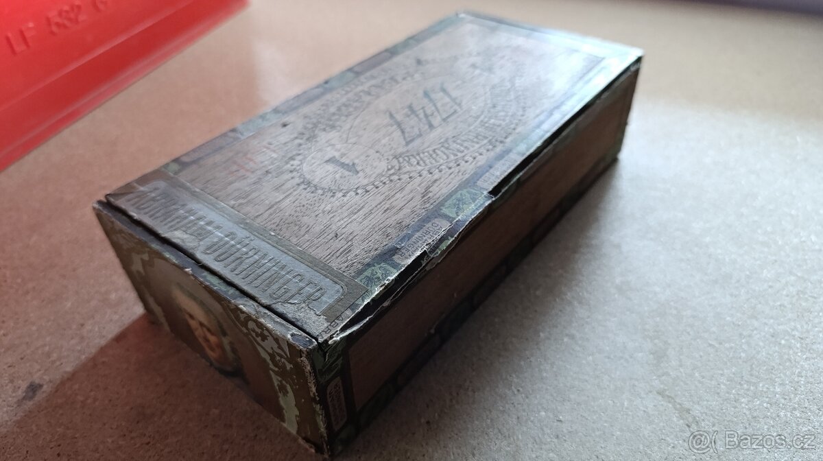 strarožitná krabička na doutníky - 8