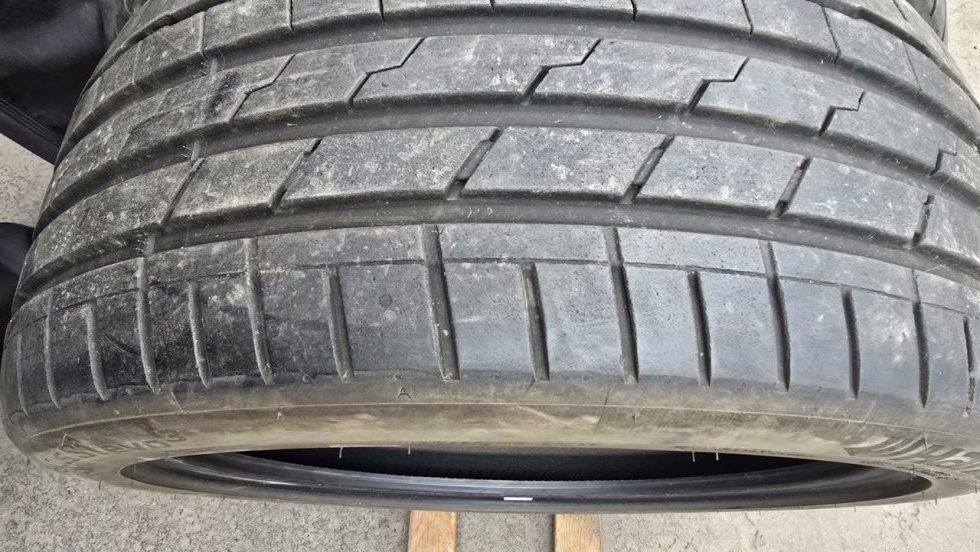 Letní pneumatiky 235/40/19 Hankook - 8