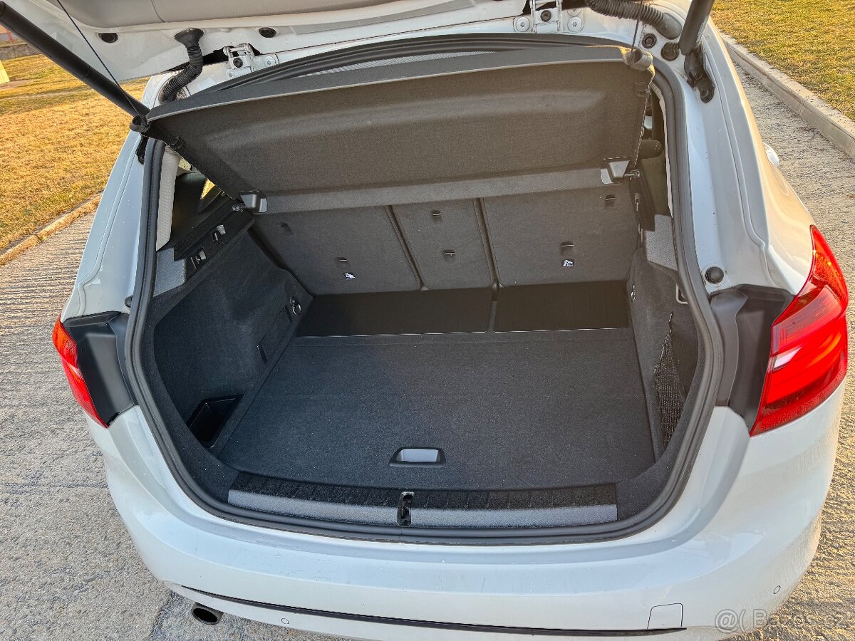 Prodám BMW 218D Active Tourer, rok 2015, 110Kw. - 8