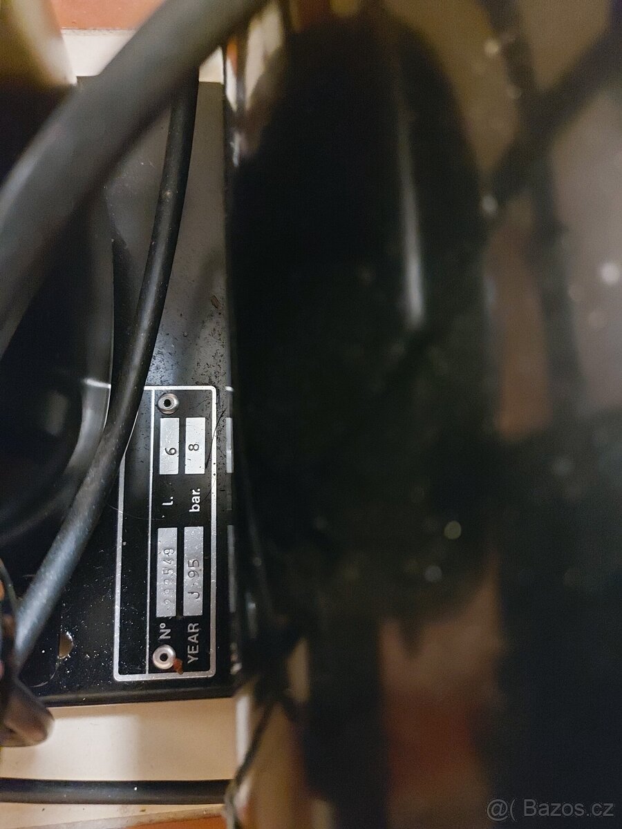 Kompresor pro Airbrush a dílnu - 8