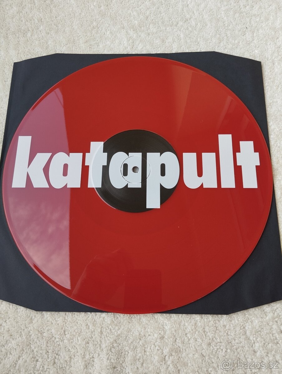 KATAPULT - CHODNÍKOVÝ BLUES - 8