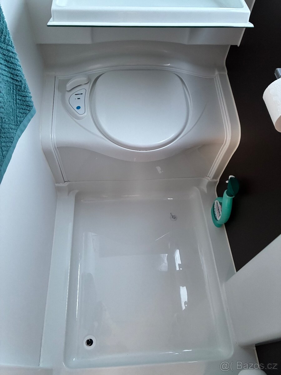 Karavan Adria 432 px - 8