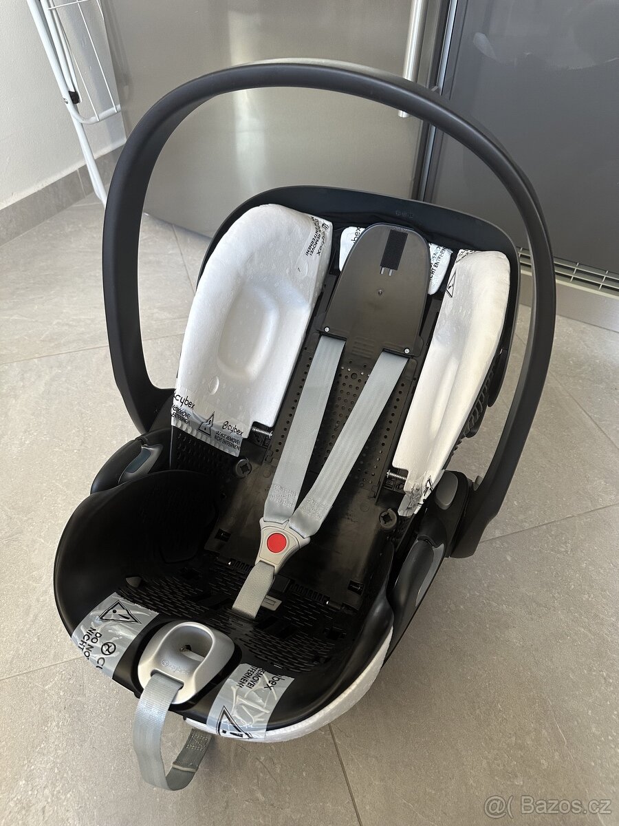 Autosedačka Cybex Cloud Z i-size Platinum Deep Black - 8