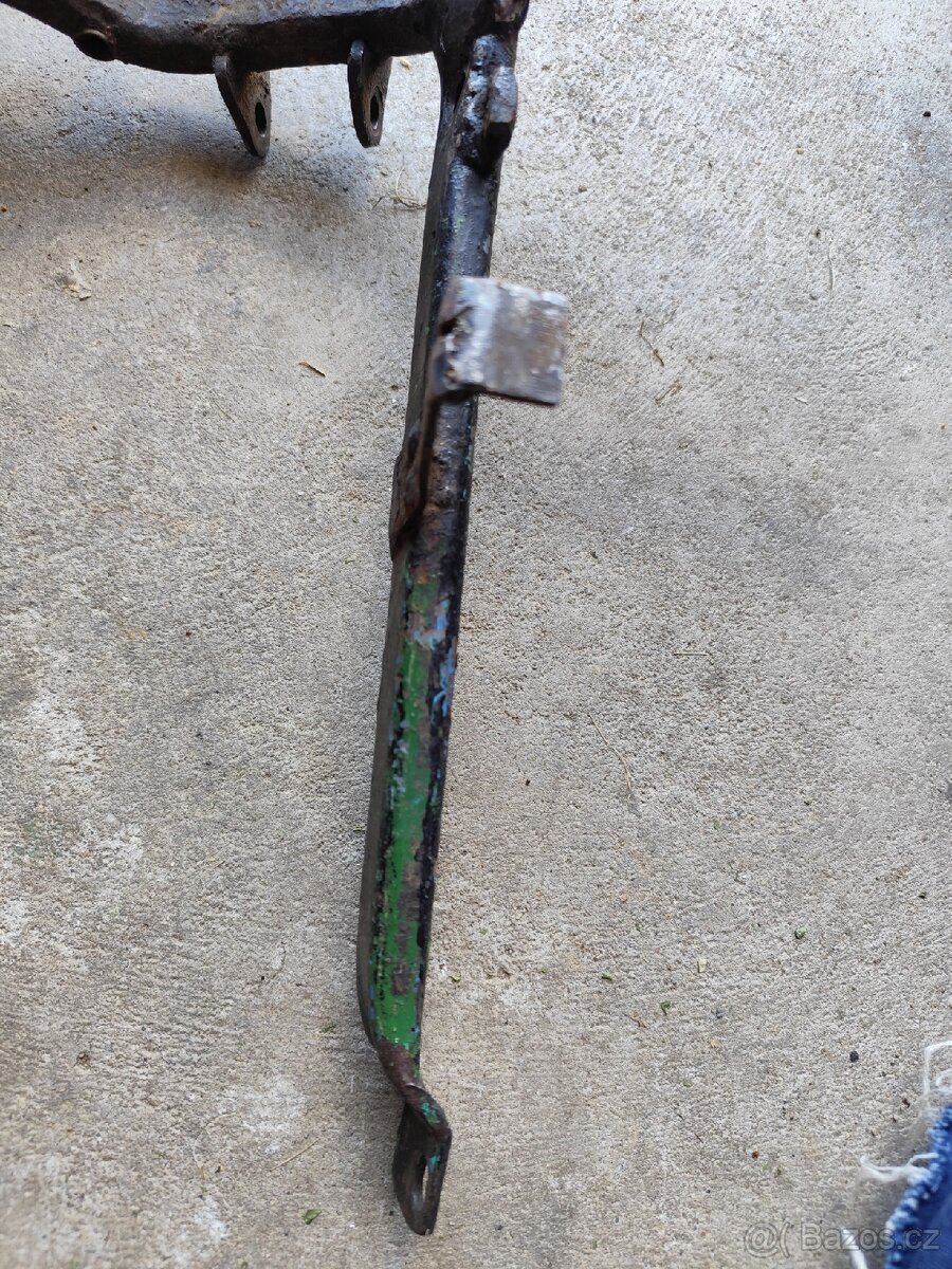 Kříž Jawa Pionýr - 8