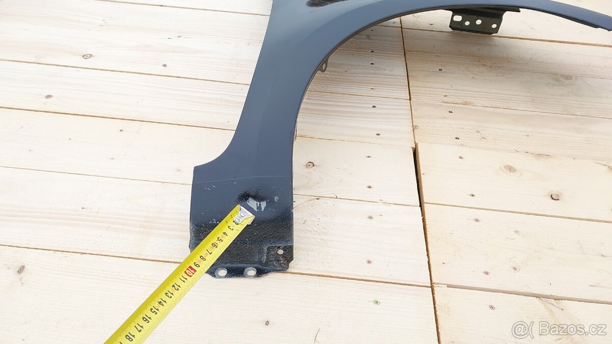 HYUNDAI i20 Blatník PP černý - 8