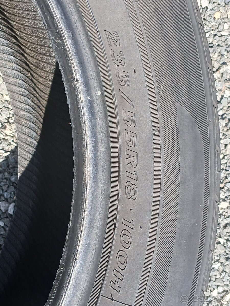 Pěkné letní pneu Hankook 235/55/18 vzorek 8mm - 8