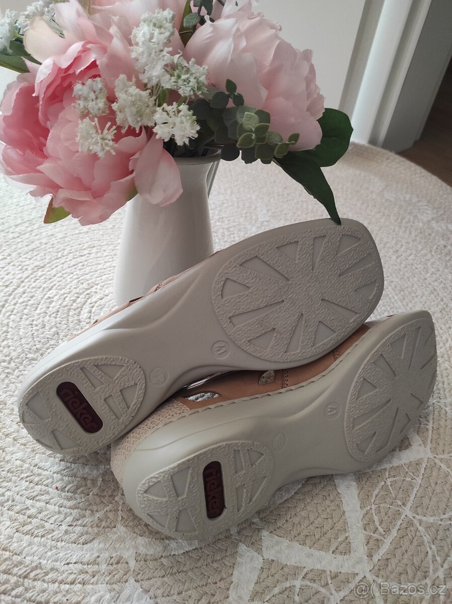 Polobotky zn. Rieker vel. 41 - 8