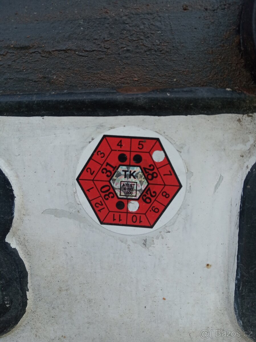 Přívěsný vozík - 8