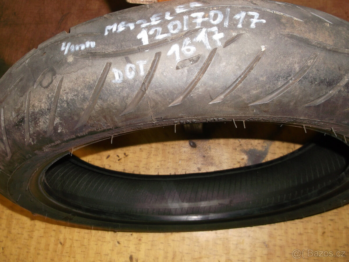 Moto pneu -jeté - 8