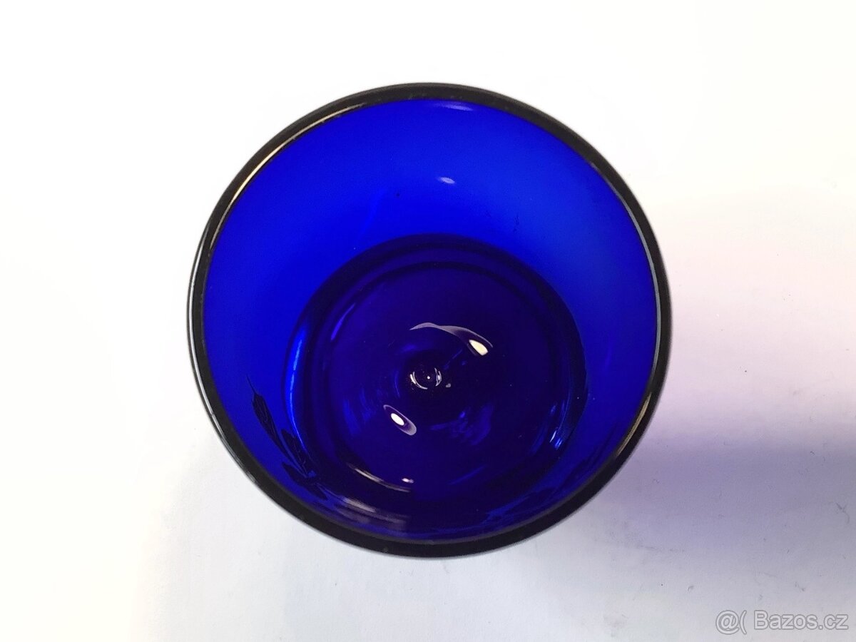 Vintage sada panáků z kobaltově modrého skla - 8