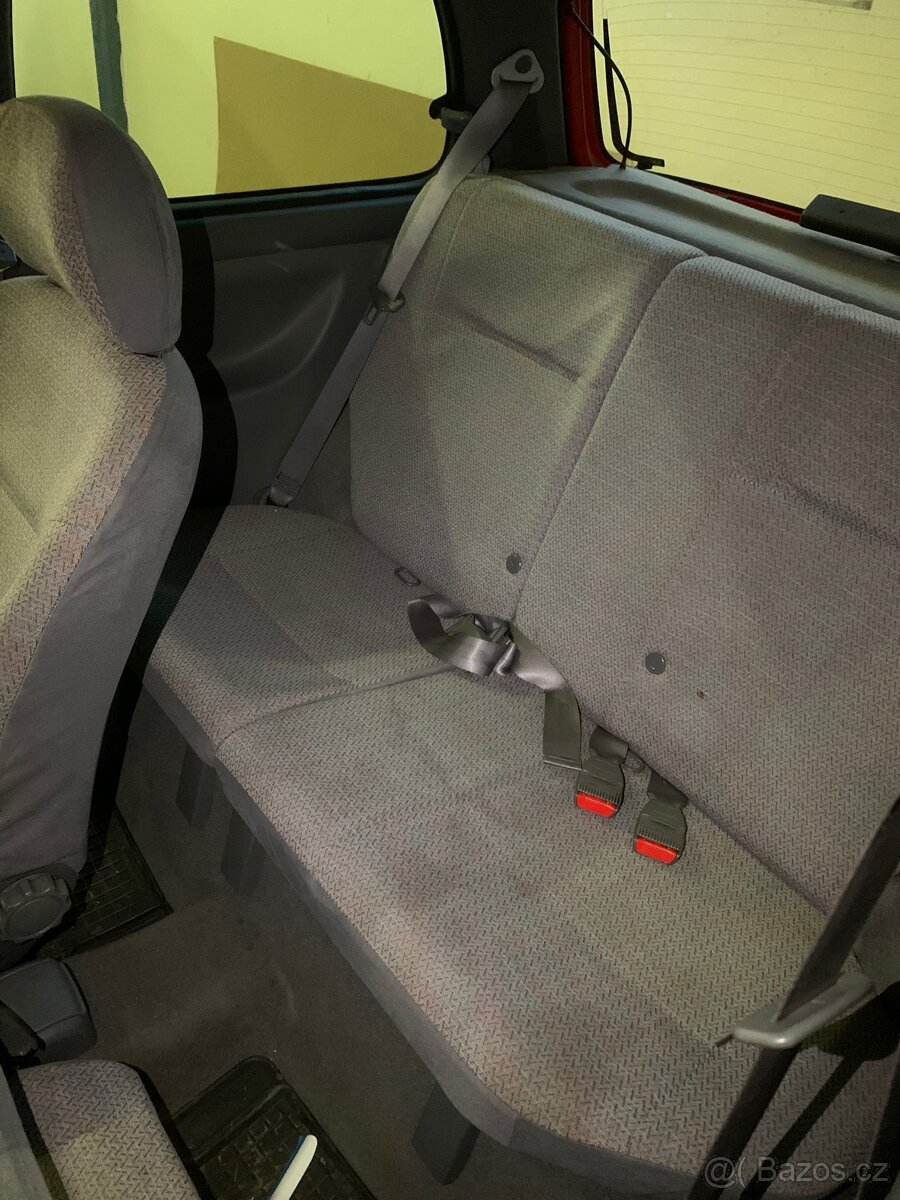 Prodám Nissan Micra K11 - 8