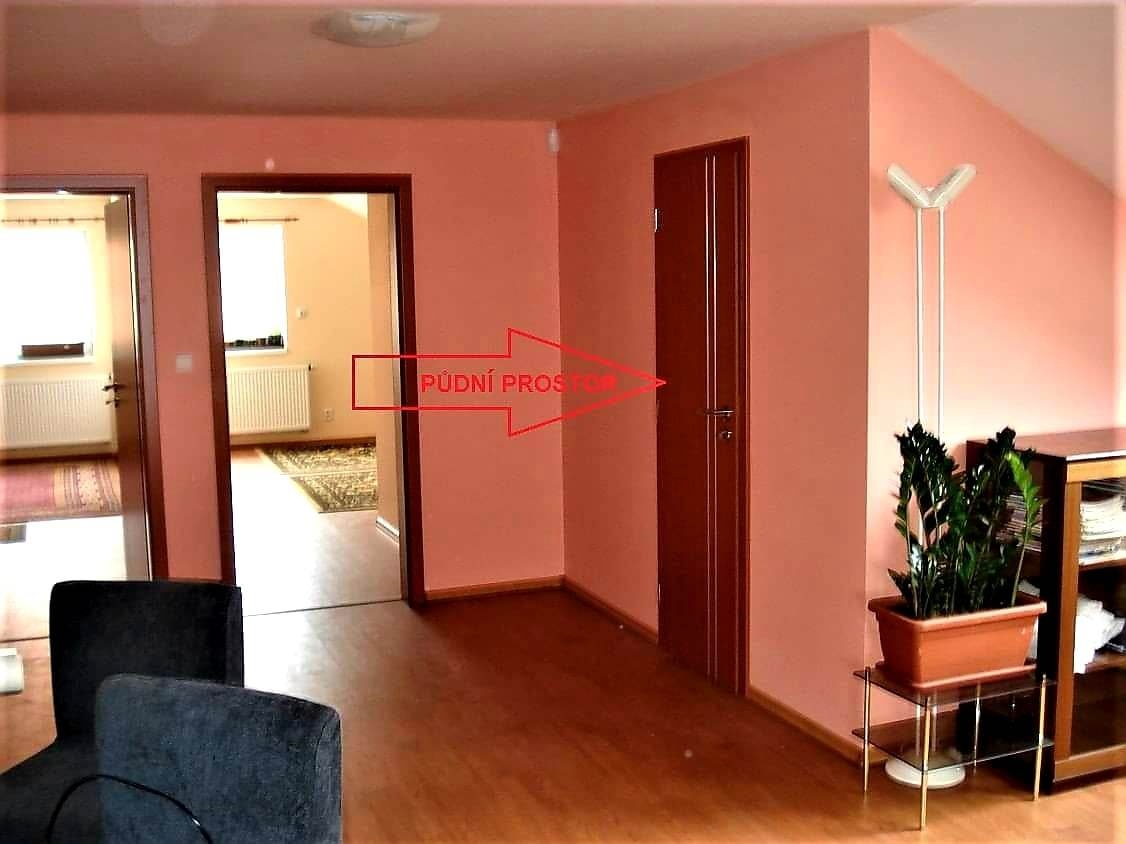 Dvougenerační RD se zahradou - 8