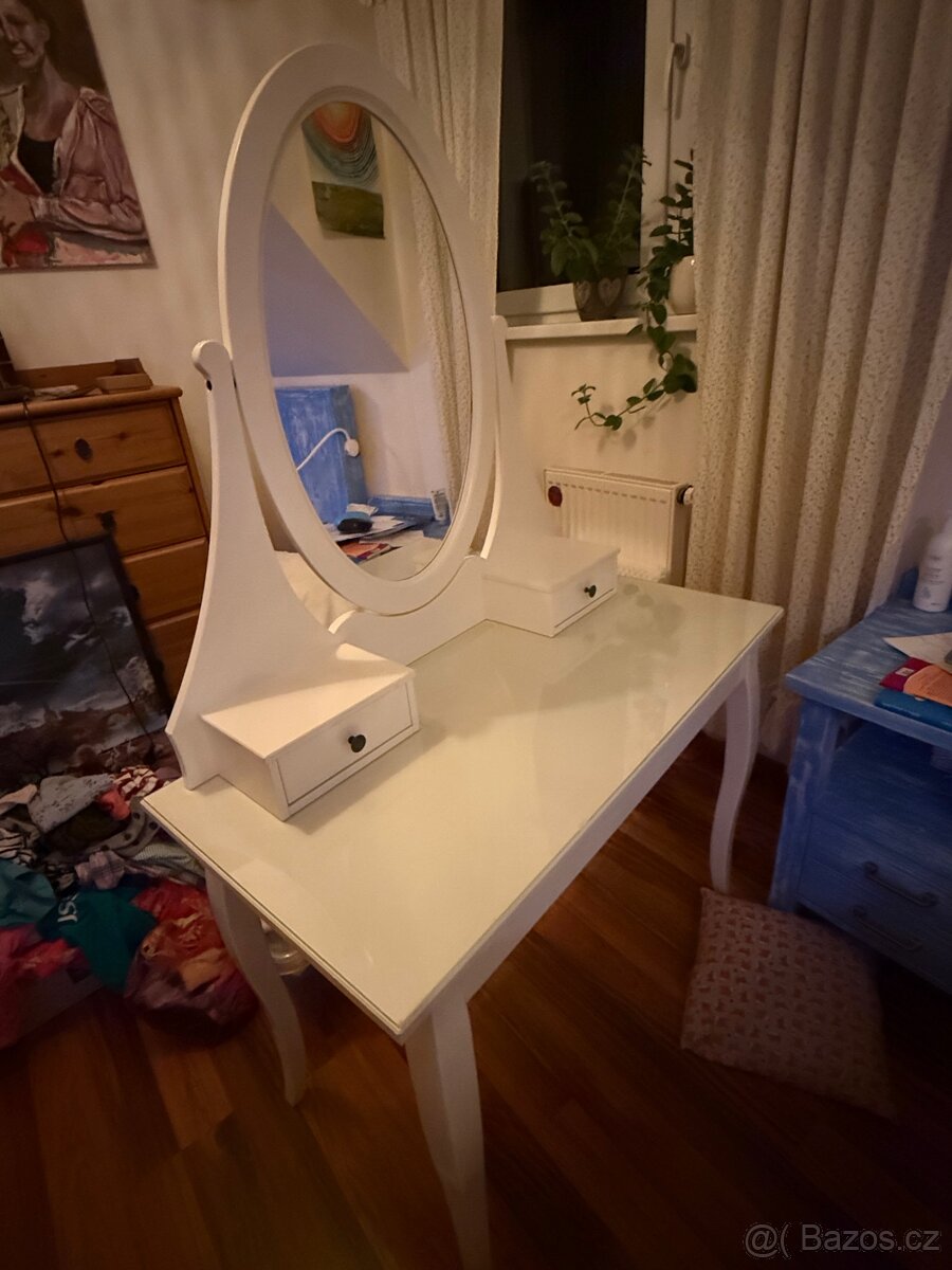 Toaletní stolek se zrcadlem - 8
