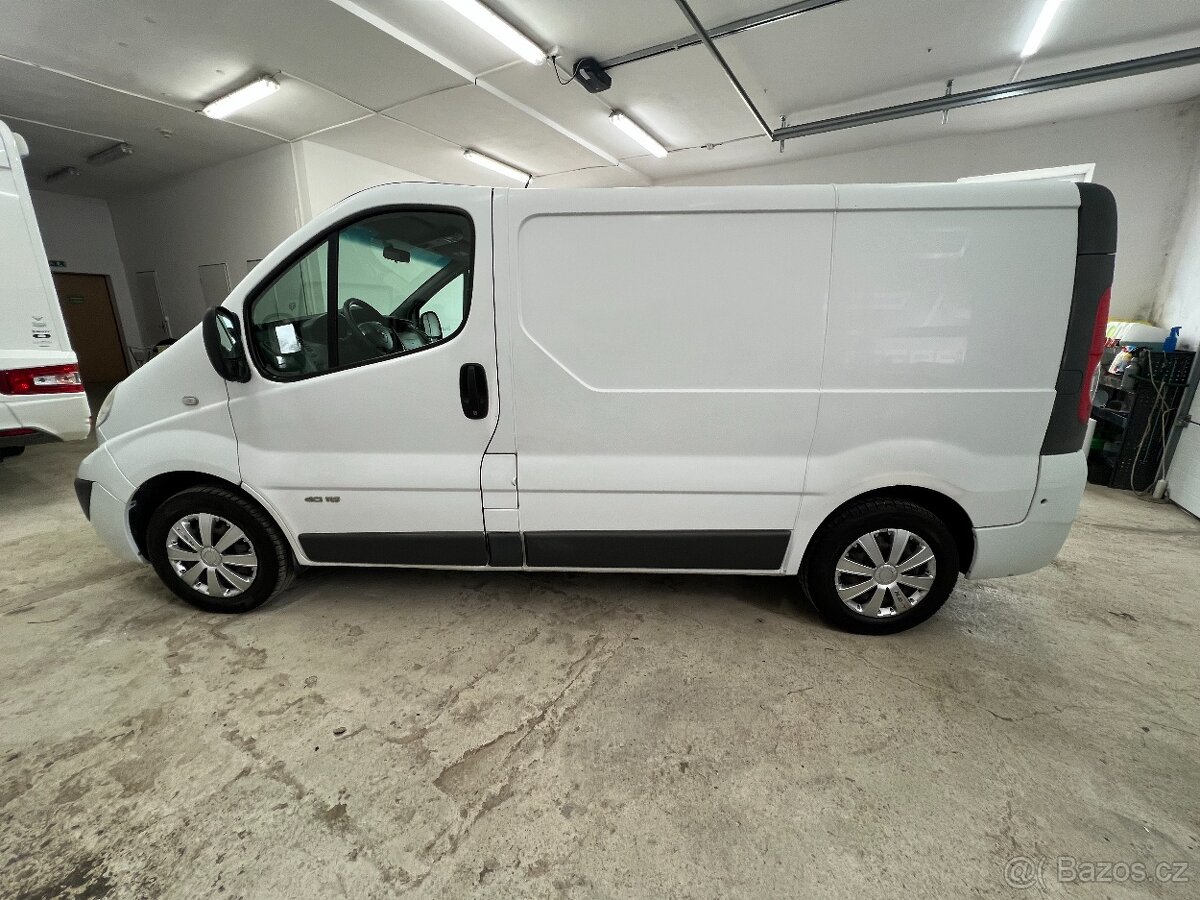 Nissan Primastar 2.0dCi 84kw KLIMA TEMPOMAT RENAULT TRAFIC - 8