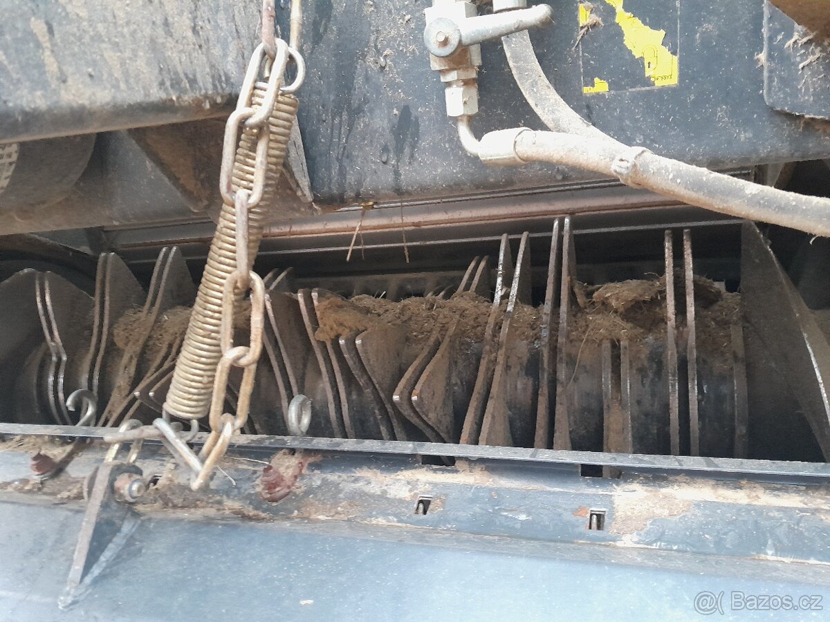 Lis na kulaté balíky Vicon RV 2160 - 8