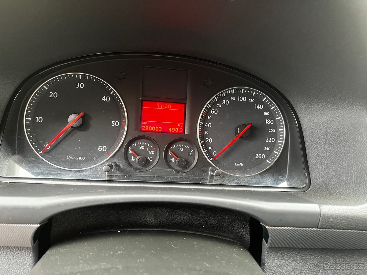 Volkswagen Touran 1,9TDi 7 míst 77kW - 8