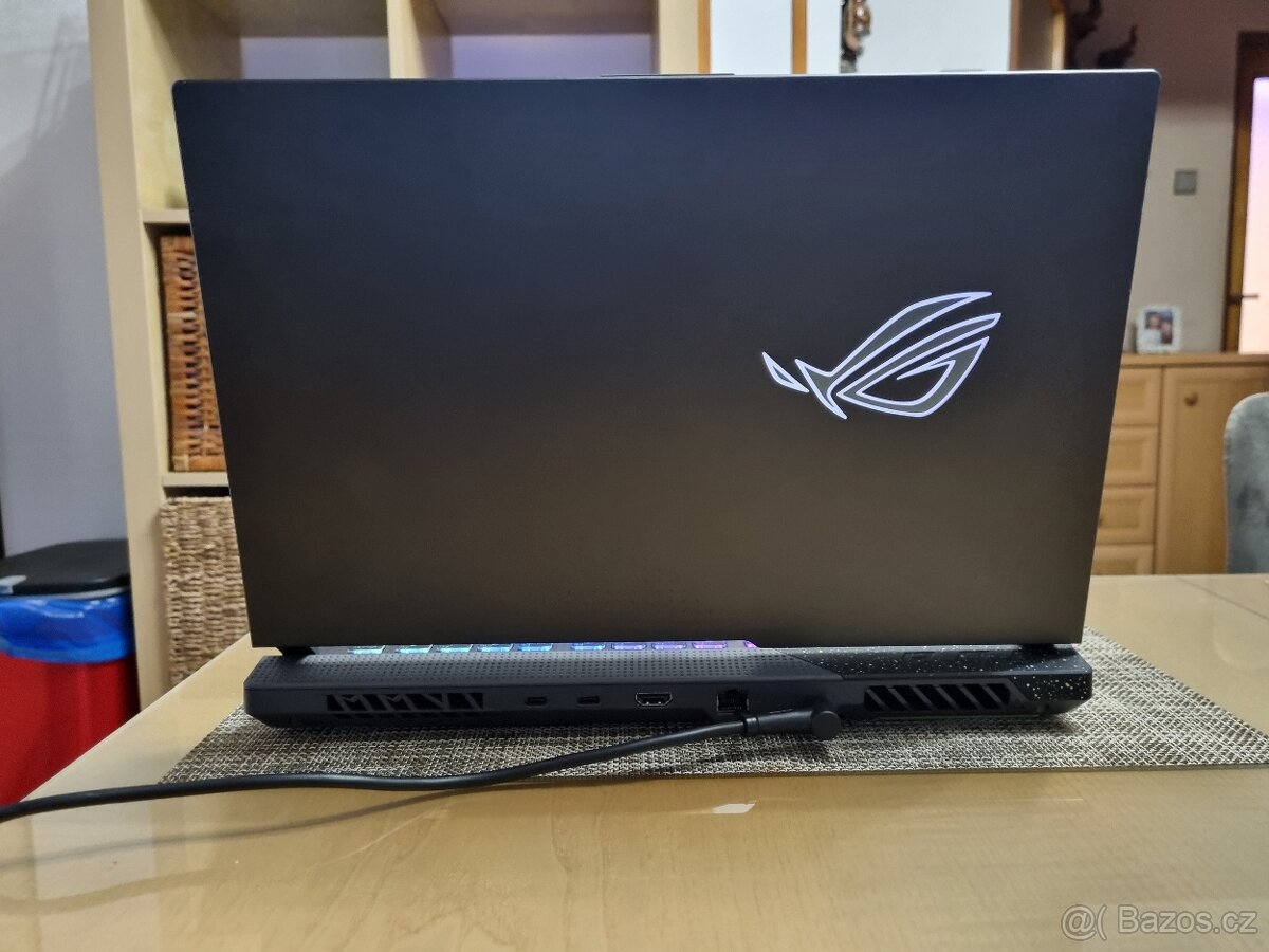 Asus Rog Strix G15 - 8