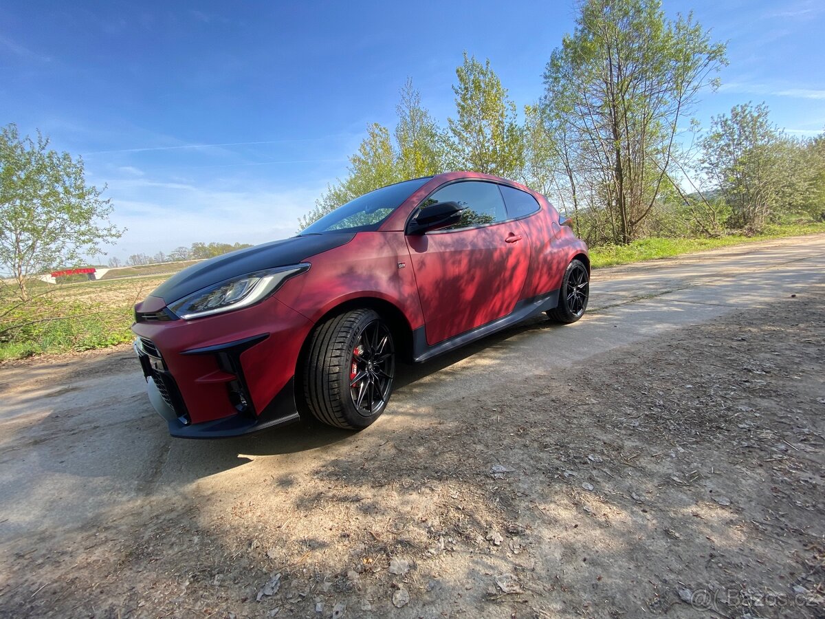 Toyota Yaris GR Sport - 8