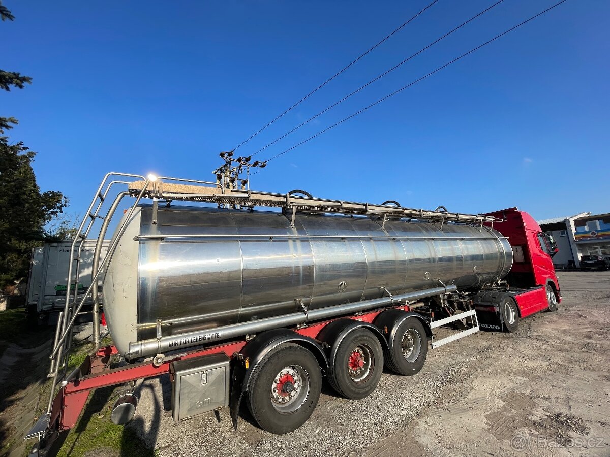 Potravinarska cisterna Magyar - 8