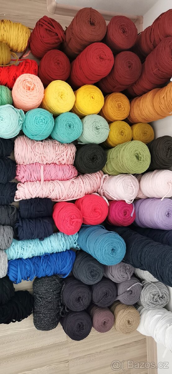 Pletací příze špagáty zn. Hoooked Zpagetti: NOVÉ - 8