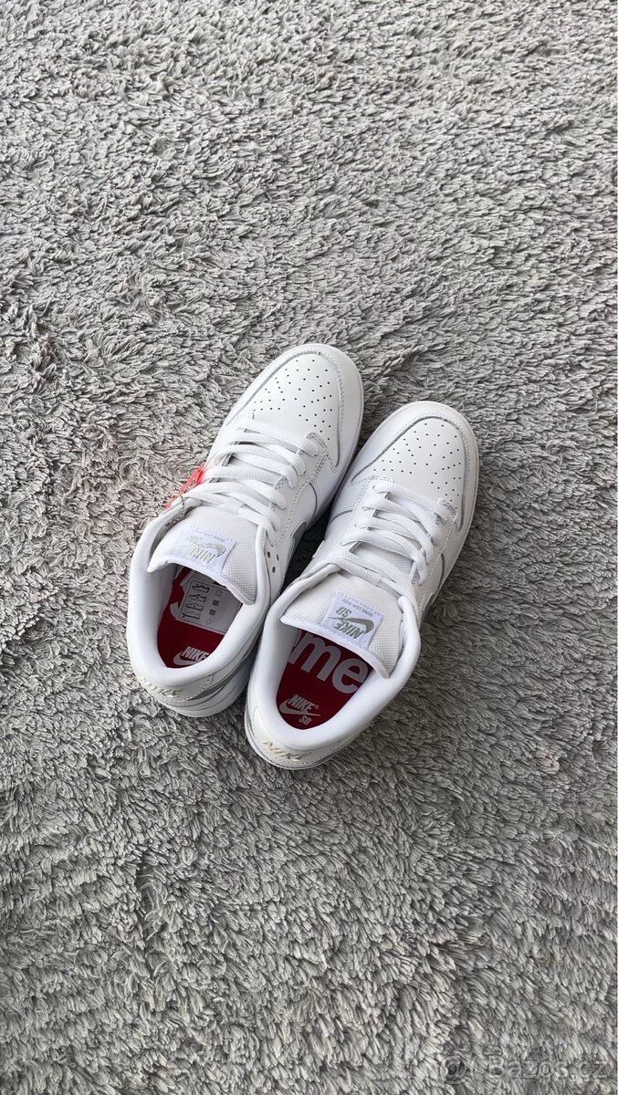 Nike SB Dunk Low Supreme 94 Metallic Silver - 8