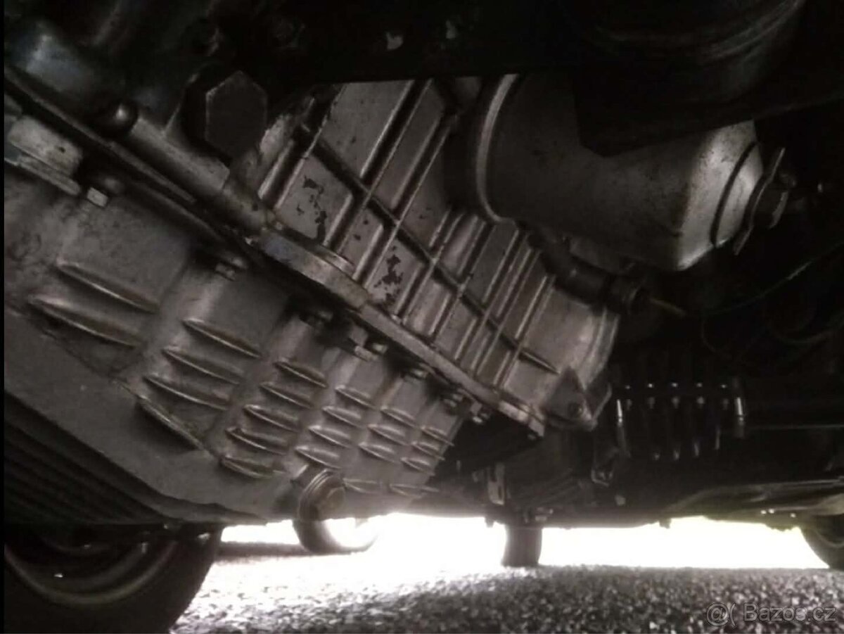 Prodám Škoda 120L rv 77 - 8