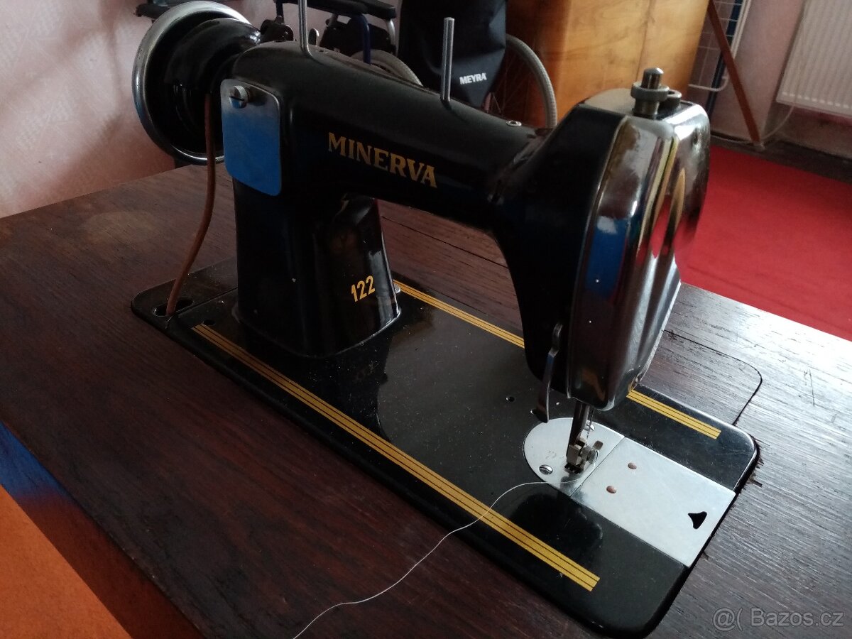 MINERVA (typ 122) – šicí stroj - 8