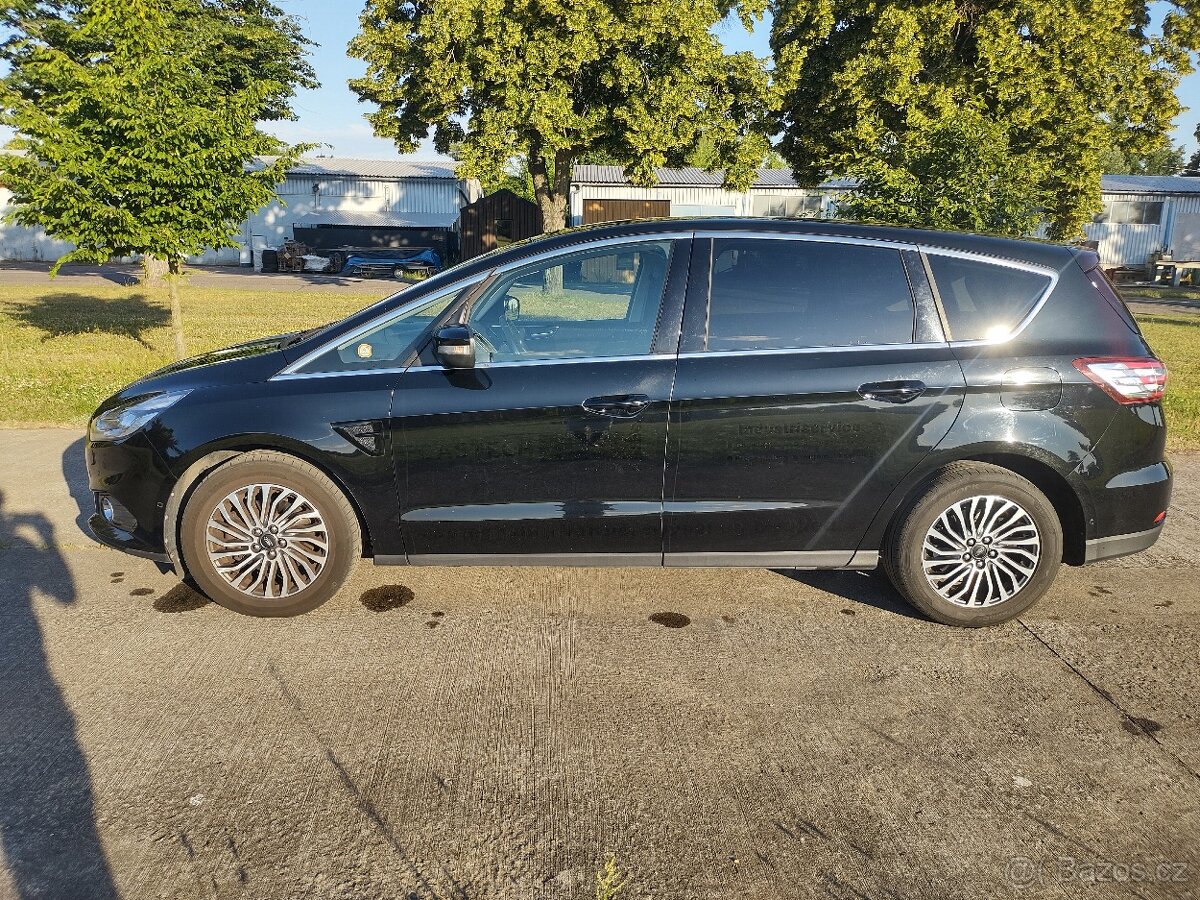 Ford S max Titanium 2.0 D automat 140 kW naj. 99700 km - 8