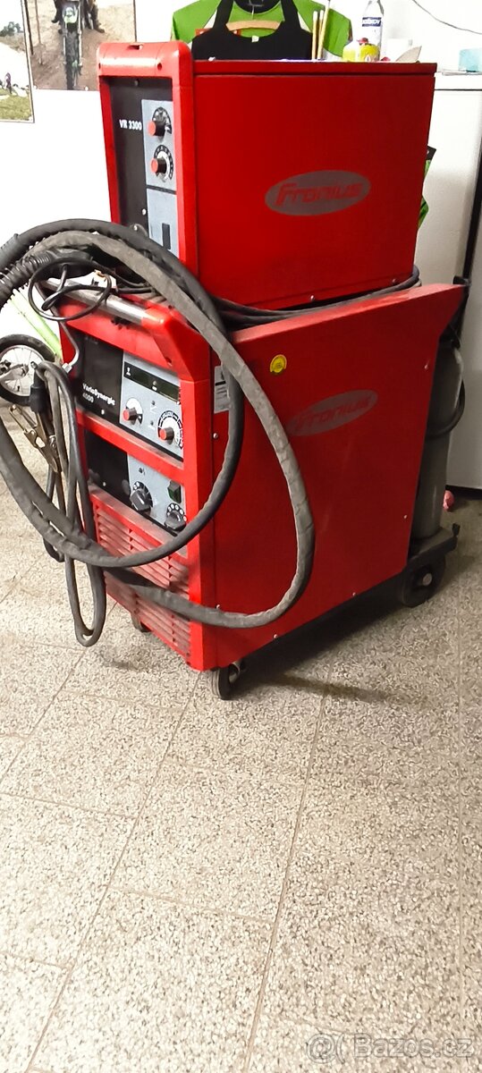 Svářečka Fronius - 8