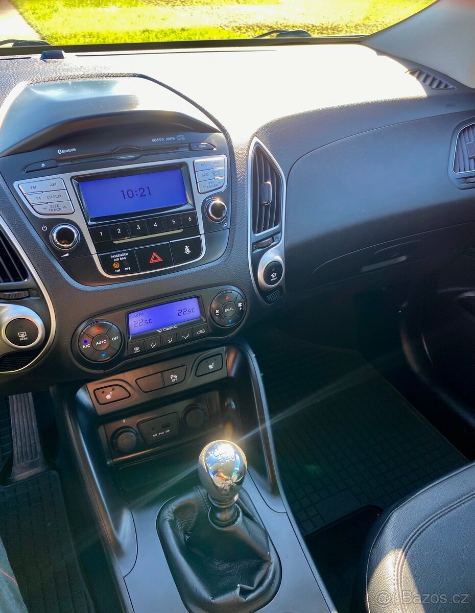 ✅HYUNDAI IX35 2.0CRDI 100KW 4x4 125 TIS KM SERVISNÍ KNIHA✅ - 8