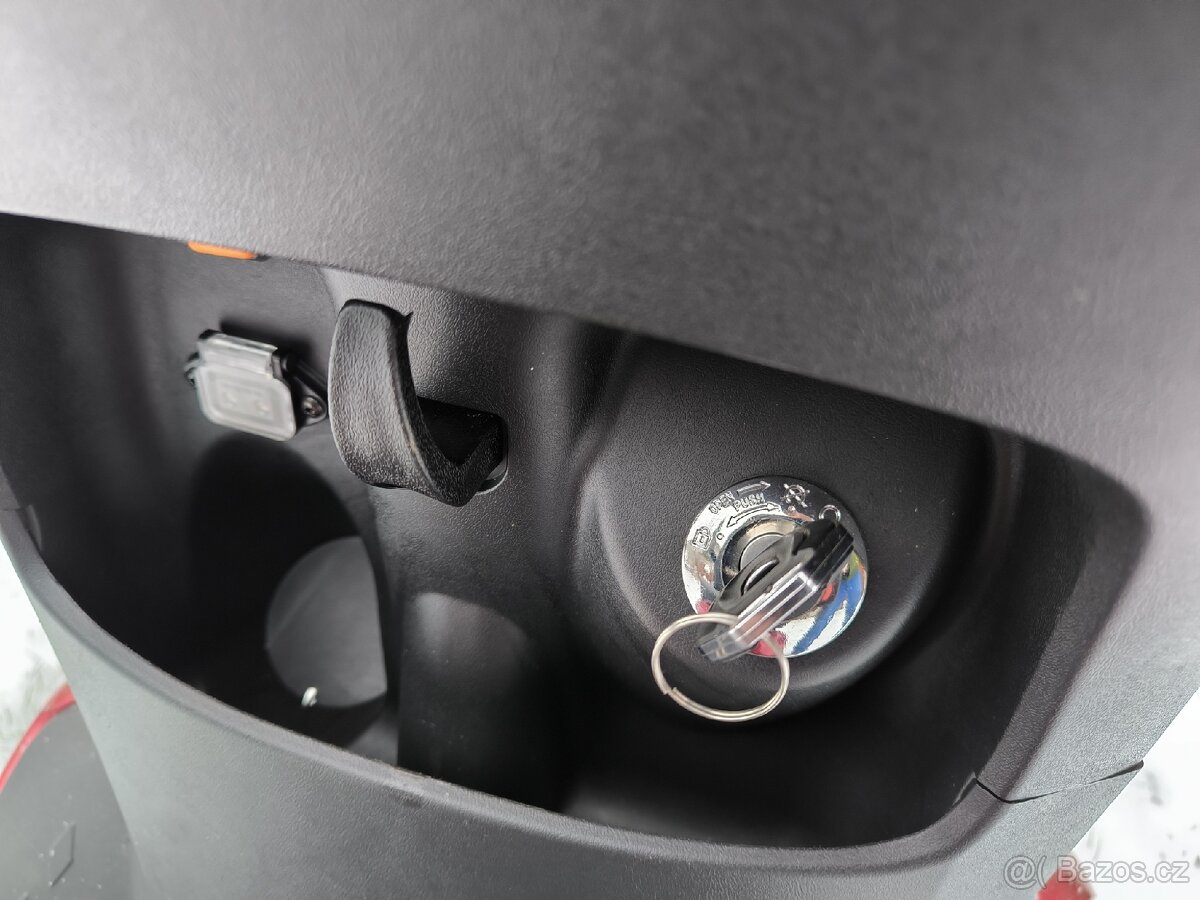 Selvo 4810L elektrický invalidní vozík - 8