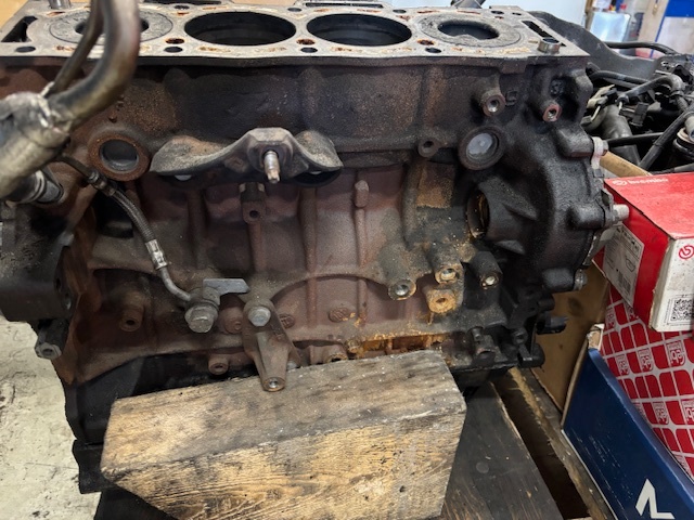 Motor 2.0 HDi 150 FAP (DW10FD) - 110KW - 8