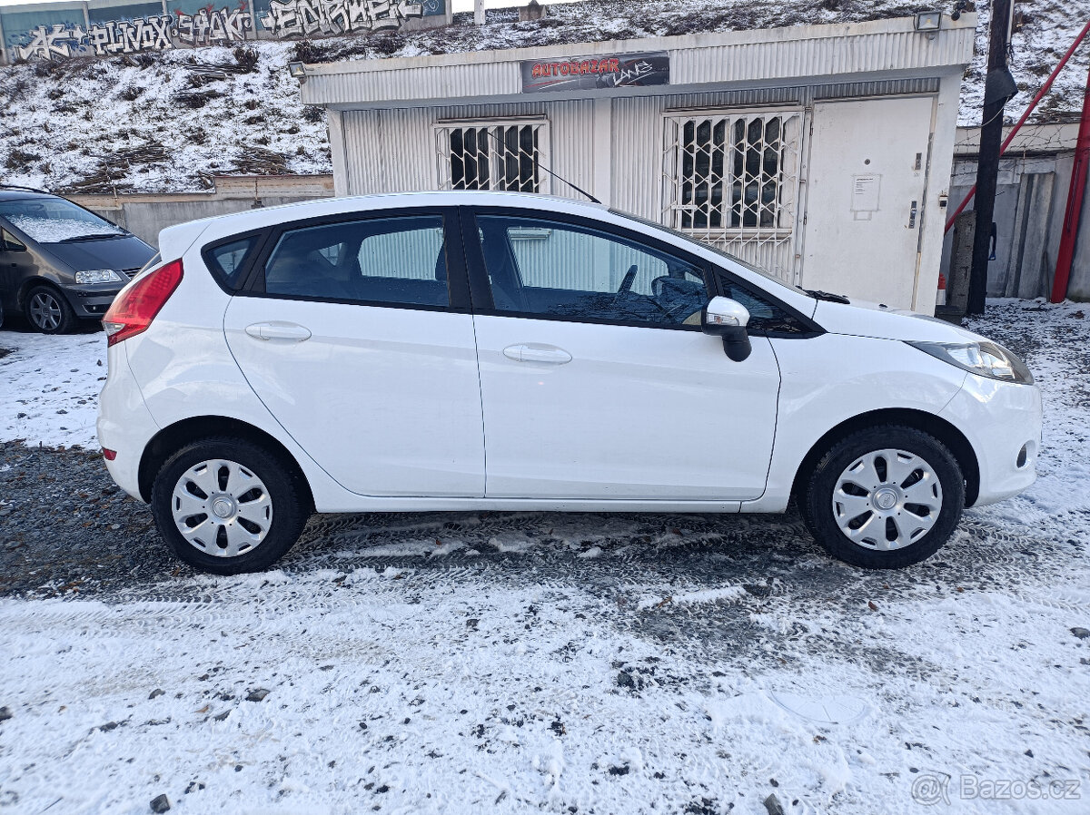 Ford Fiesta, 5 dvéř,,klima,servis.60 kw - 8