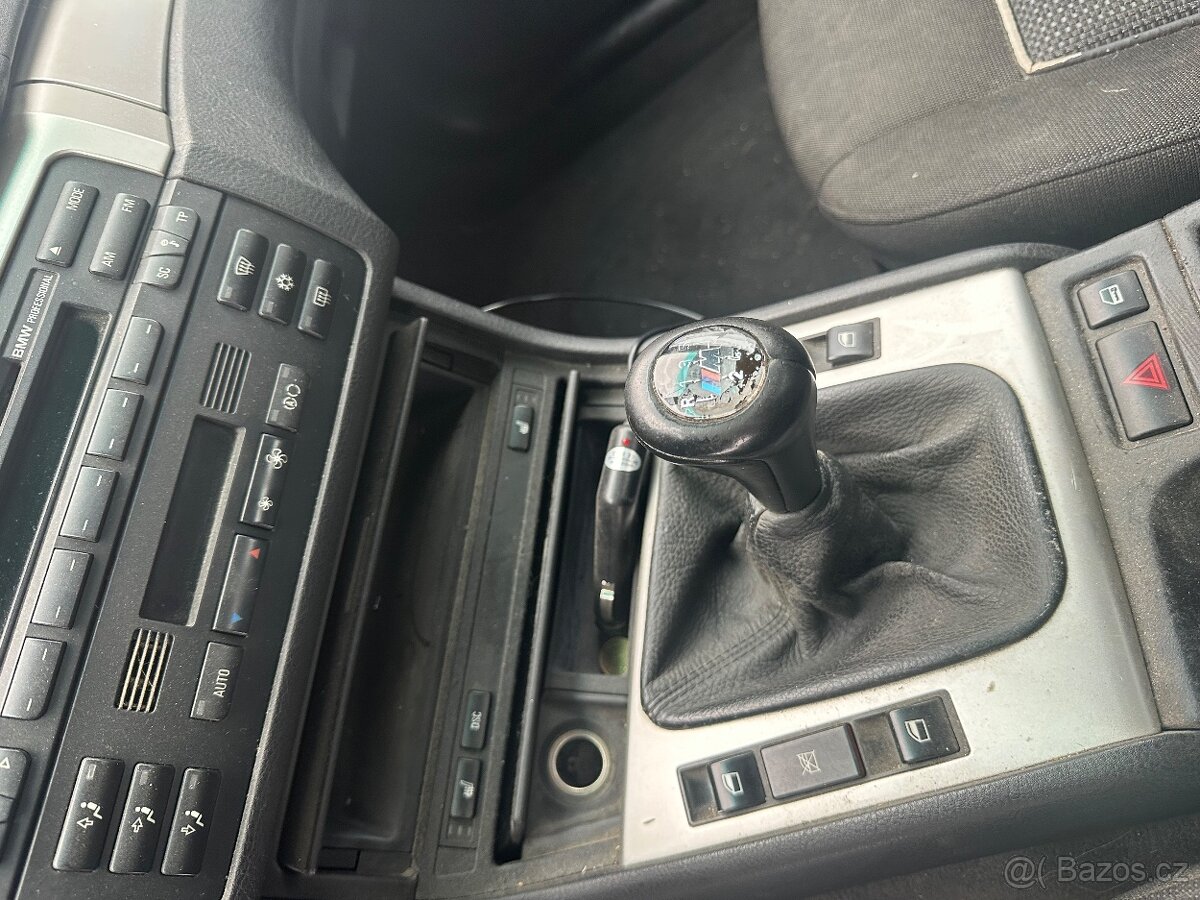 BMW E46 330d 135kW rok 2002 - 8