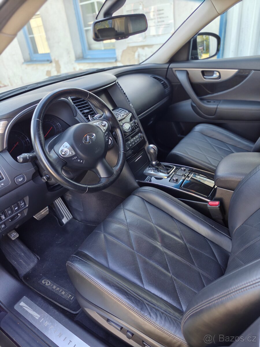 Infiniti FX 37 ,64000Tis,Příbram - 8