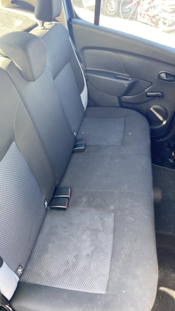 Dacia Sandero II 1,2i - 8