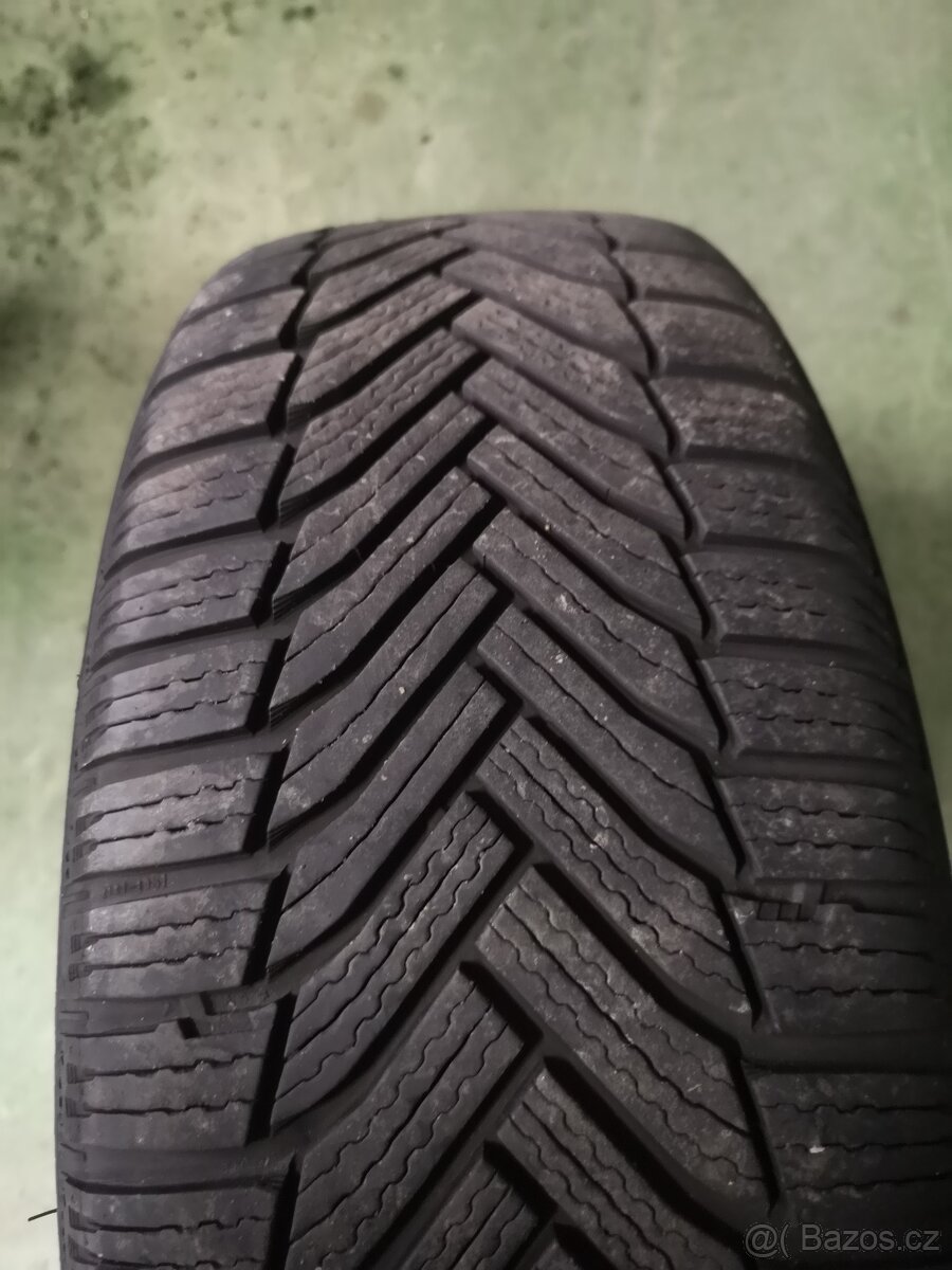 Alu kola Dezent R16 + Pneu Michelin 215/60R16 - 8