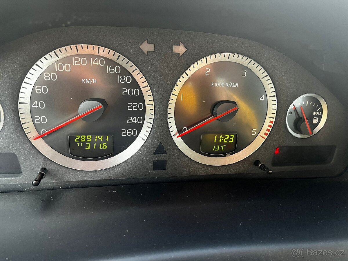 Volvo S60 D5 136kw - 8