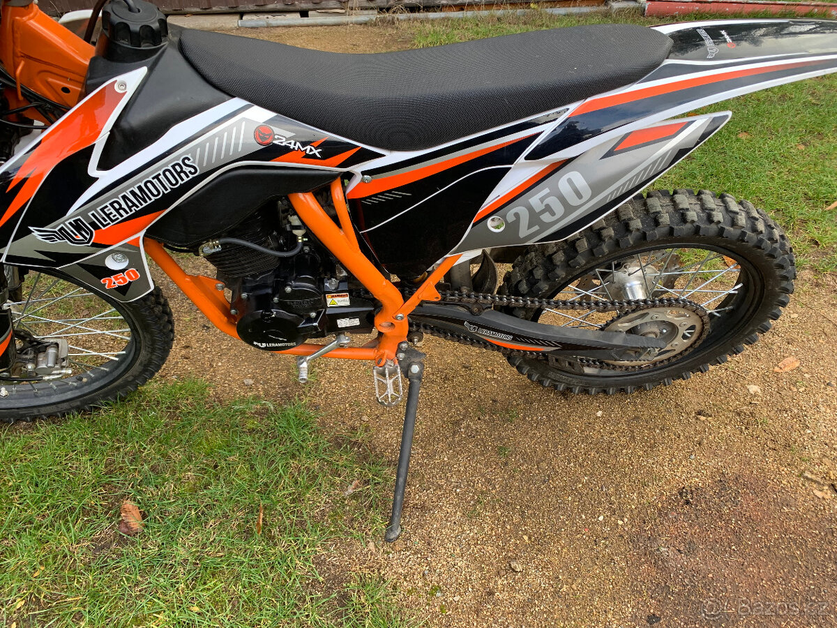 LeraMOTORS Killer 250 ccm - 8