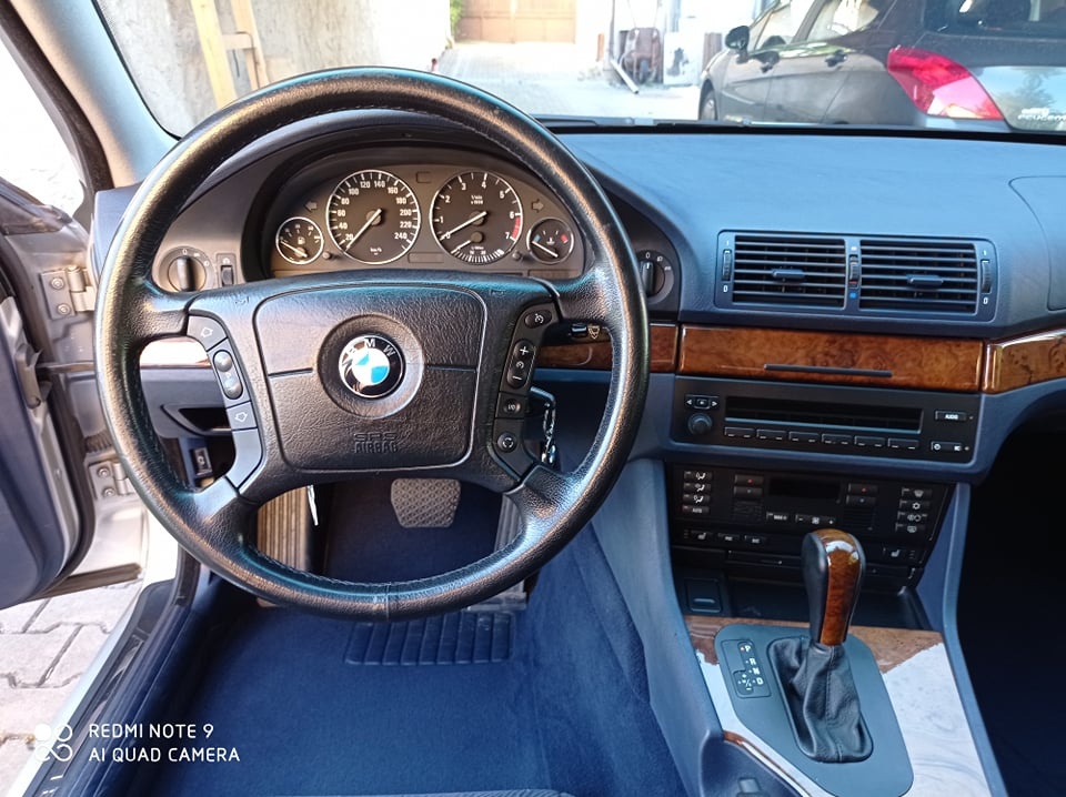 BMW E39 525i automat - 8