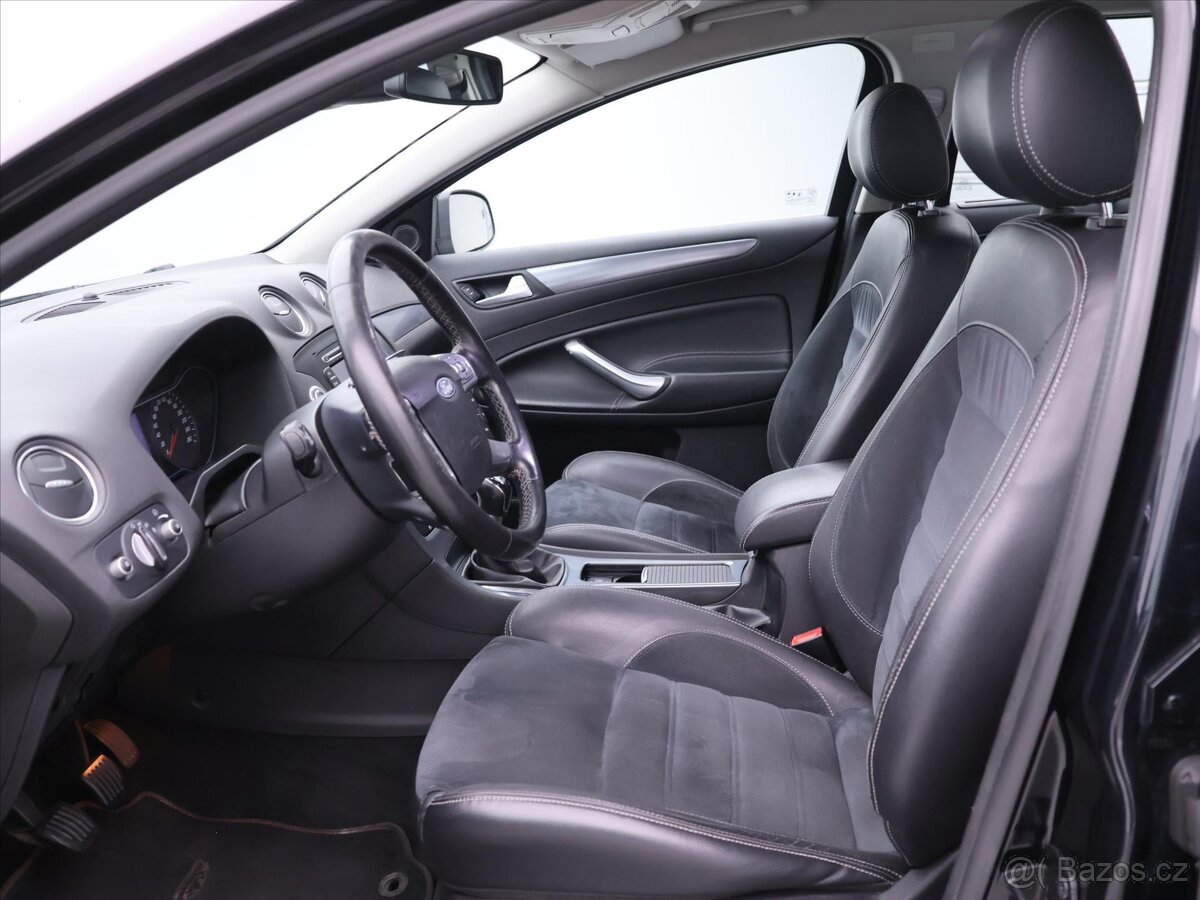 Ford Mondeo 2,2 TDCi 147kW Navi Xenon Kůže (2011) - 8