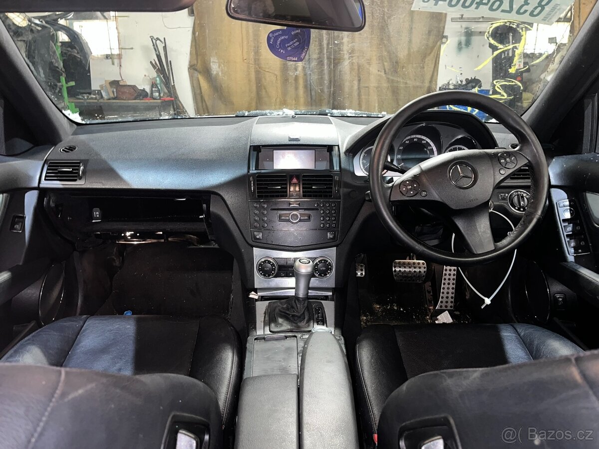 // Mercedes C220 CDI 125kw W204 combi 2008 //DÍLY - 8