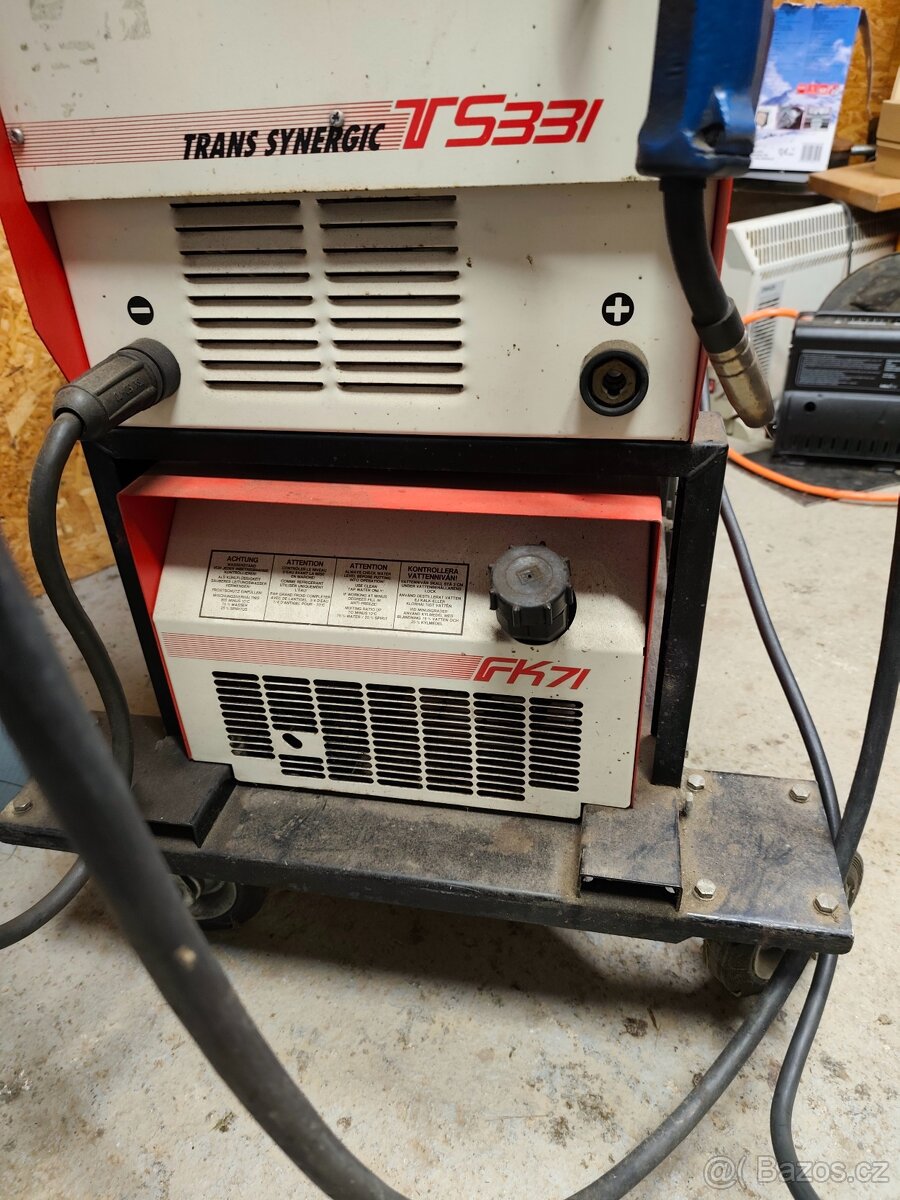 svářečka co2 Fronius - 8