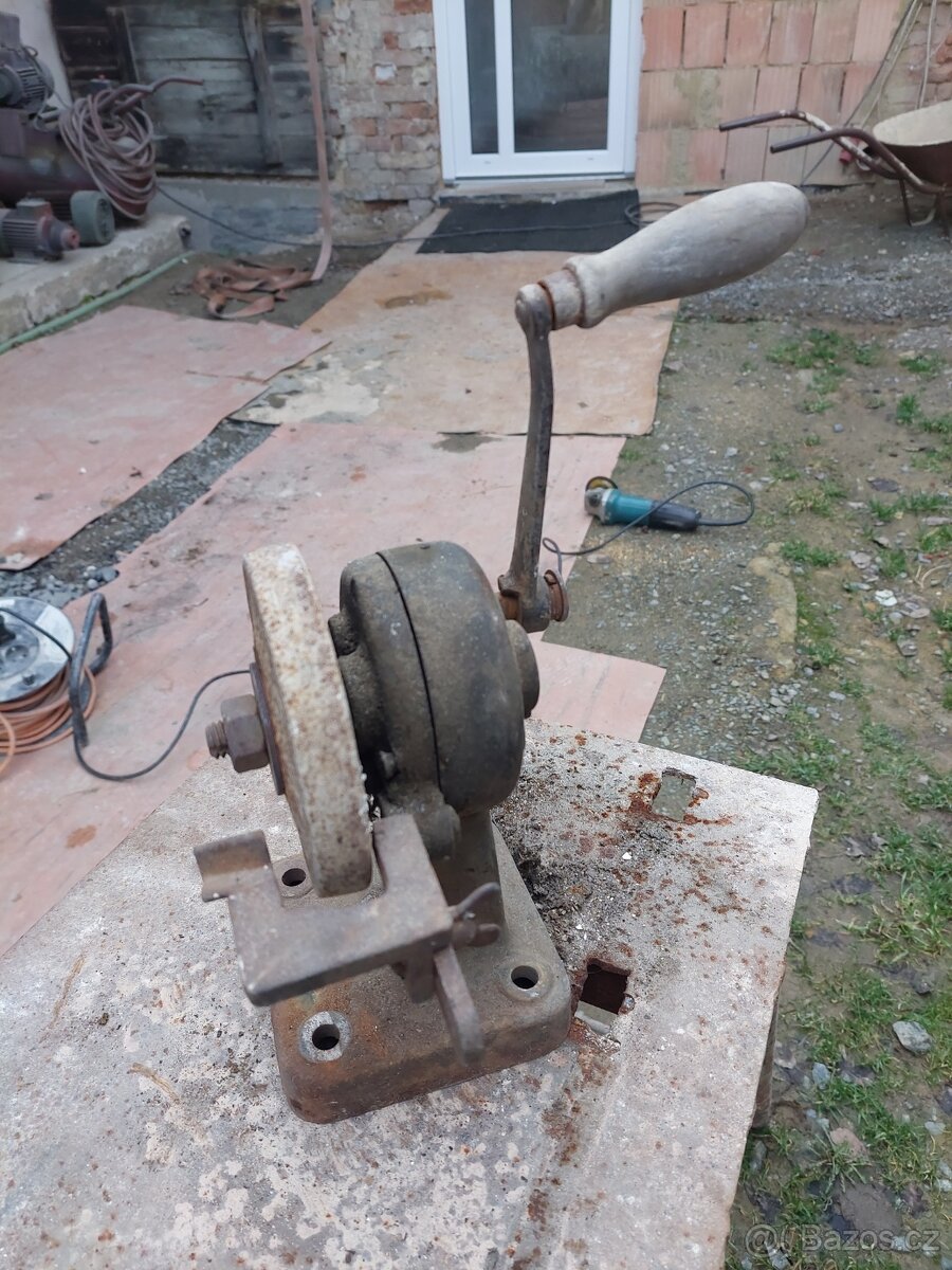 Rúzné staré věci. - 8