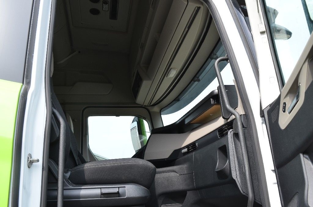 Tahač návěsů FORD F-MAX - 8